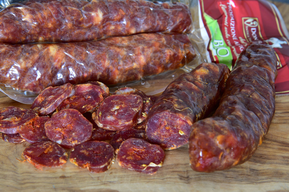 Organic sweet seasoned salami